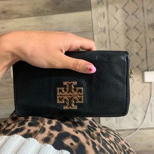 Tory Burch wallet